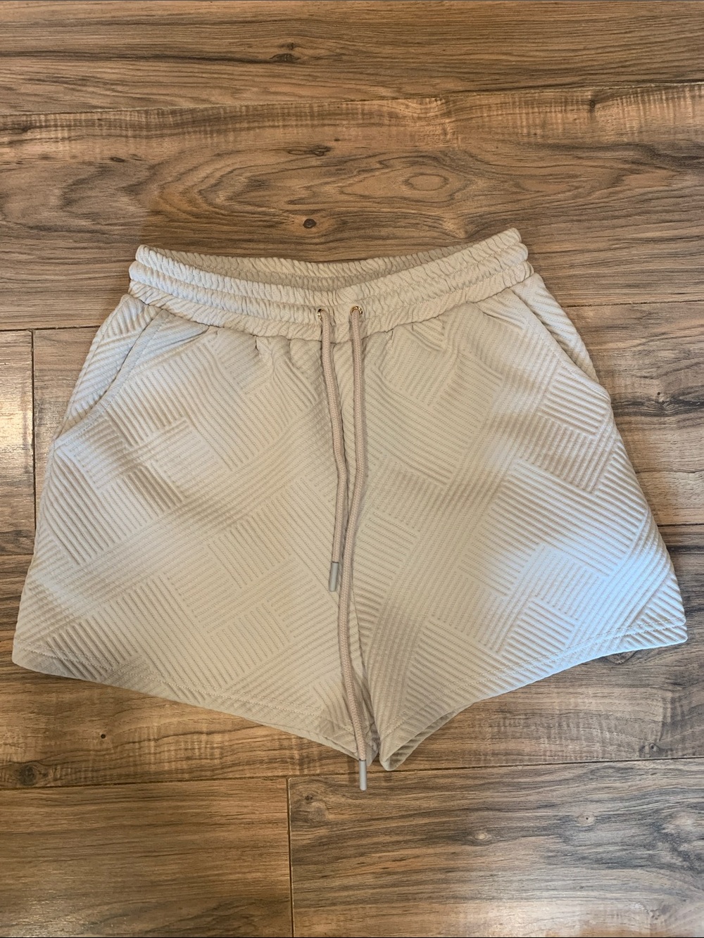Women's Allie Rose Tan Cream Quilted Drawstring Lounge Sweat Shorts S